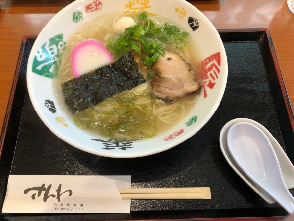 「伯方の塩ラーメン」@伯方の塩ラーメン さんわ 伯方島本店の写真