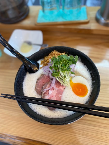 「鶏泡塩大盛」@鶏泡そば 草戸ベースの写真