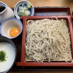 とろろそば950+大盛120＝1070円