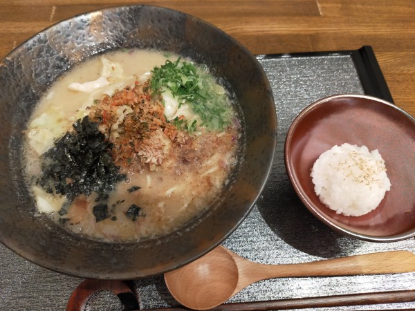 「魚骨ラーメン」@麺匠 一鯛一 五反田店の写真