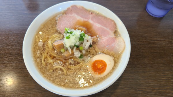 「背脂中華そば 醤油」@中華そばイデタの写真