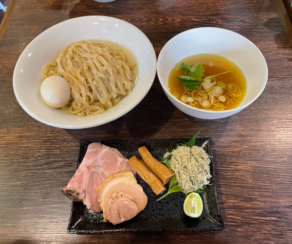 「【限定】特製煮干し水の淡麗つけ麺（塩）」@麺屋 真心の写真