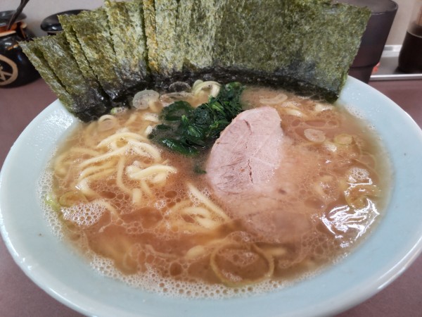 「ラーメン＋のり」@本牧家 本店の写真