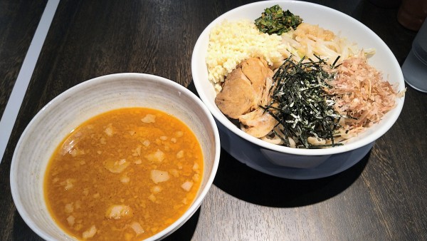 「【限定】旨辛味噌つけ麺(冷や盛・ニンニクマシマシ)+旨辛ニラ」@豚仙人 藤沢店の写真