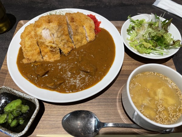 「肉山カツカレーセット」@肉山食堂の写真