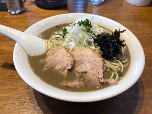 「濃厚煮干そば 820円」@中村屋総本山の写真