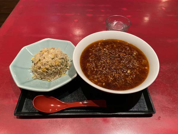 「大みか坦々麺、半チャーハン(998円)」@中華食堂 天海の写真
