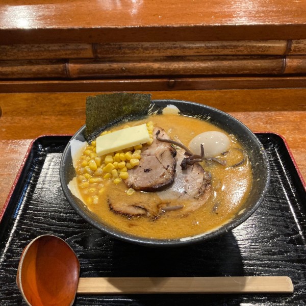 「味噌らぁめん【大200g】」@すすきのらぁめん 膳の写真