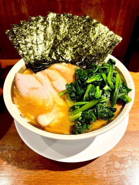 「チャーシュー麺【TP】海苔、ほうれん草」@麺家 龍～Ryo～の写真