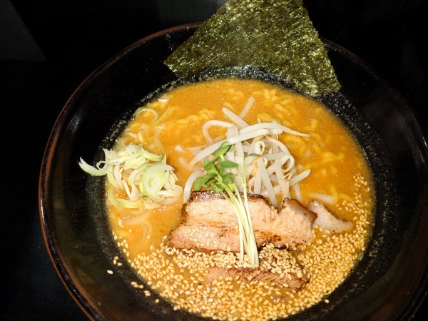 「味噌󠄀ラーメン　中　880円」@麺屋ひじりの写真