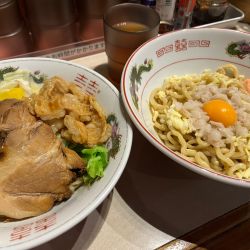 まぜそば ホルモン追加