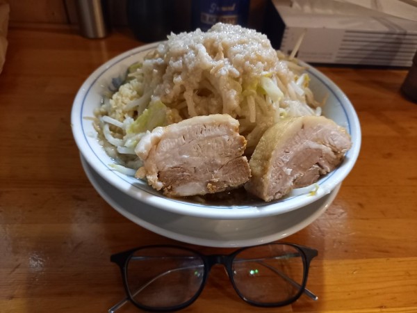 「ラーメン(野菜多め・油・ニンニク少し)」@連の写真