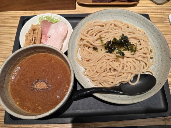 「つけ麺・魚介豚骨(880円)」@麺屋 百式 西小山本店の写真