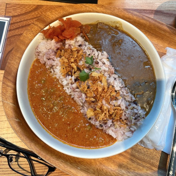 「あいがけカレー」@Snow Peak Cafeの写真