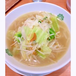 野菜たっぷりタンメン。¥570。