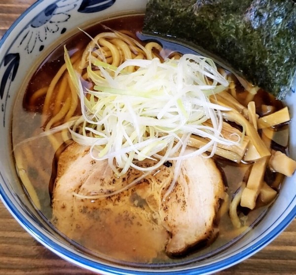 「魚こくらぁめん（醤油）８００円＋辛肉丼 ３５０円」@らぁめん天天の写真