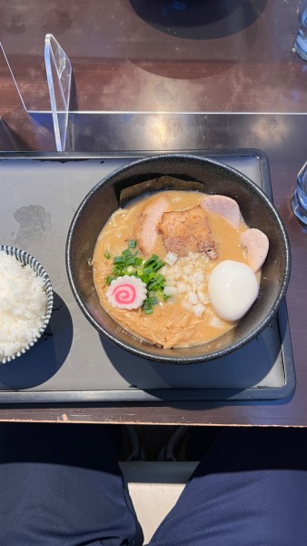 「濃厚中華そば」@中華そば 輝羅の写真