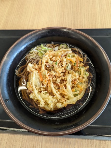 「かき揚げそば」@東関東自動車道 酒々井PA（上り）スナックコーナーの写真