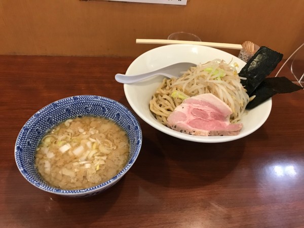 「背脂煮干しつけ麺」@メガガンジャの写真