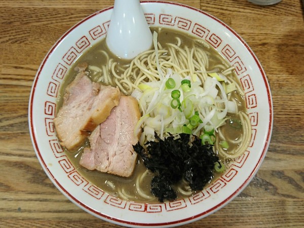 「濃厚煮干そば(中)」@煮干中華そば専門 煮干丸の写真