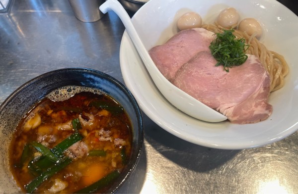 「さんじのスタミナ黄金昆布水つけ蕎麦」@さんじの写真