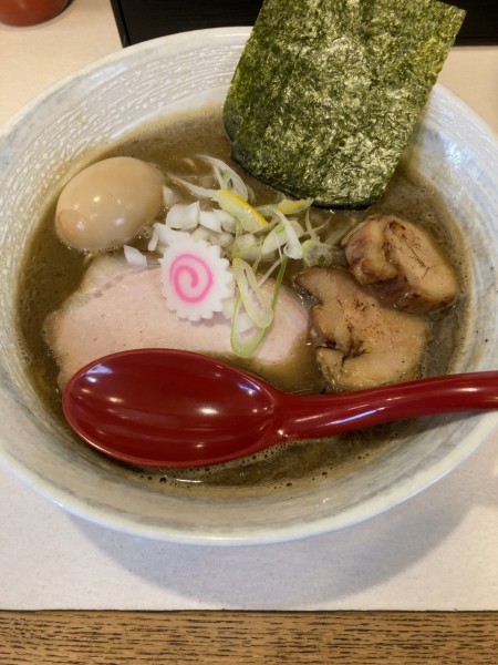 「特製濃厚煮干しそば」@麺屋 なるとの写真