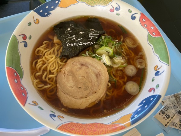 「ラーメン」@旭山動物園中央食堂の写真