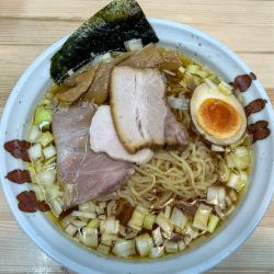 醤油らーめん780円