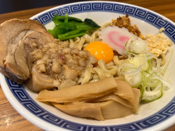 「鶏白湯まぜそば（GW限定）」@びんびん豚の写真