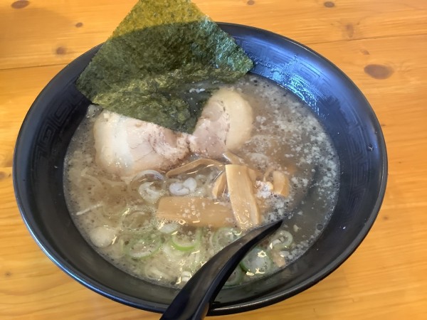 「屋台らー麺　720円」@さくら食堂の写真