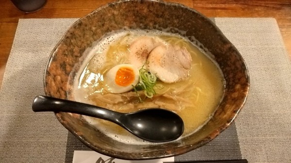 「鶏白湯らーめん（塩）880円」@我羅奢の写真