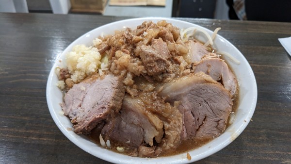 「ラーメン 300g 豚増し　（コール全マシ）」@夢を語れ 千葉の写真