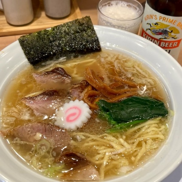 「塩ラーメン＋瓶ビール」@長岡食堂 町田店の写真
