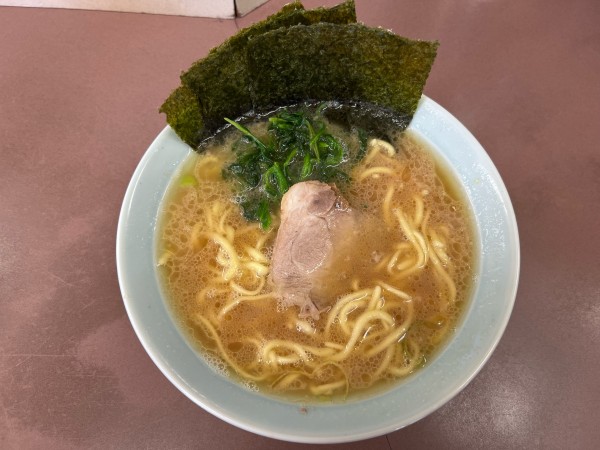 「らーめん 並　800円」@本牧家 本店の写真