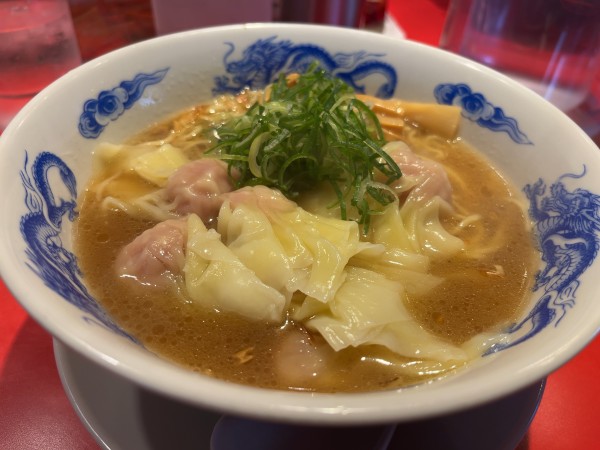 「ワンタンメン」@恵比寿大龍軒の写真