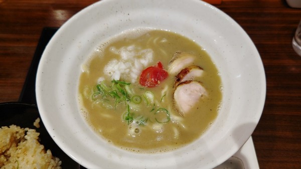 「鶏煮干しらぁめん醤油」@麺や いま村の写真
