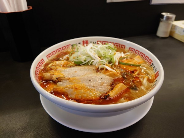 「辛い葱麻婆麺」@逢坂製麺の写真