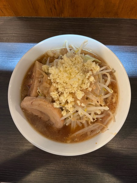 「ラーメン小」@六麓 豚らーめんの写真