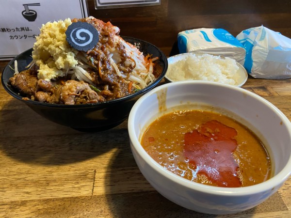 「旨辛味噌つけ麺 中 950円 ライス100円」@旨辛味噌らーめん ぼんずの写真