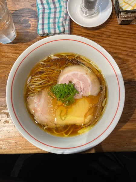 「醤油ラーメン」@ラーメン屋 トイ・ボックスの写真