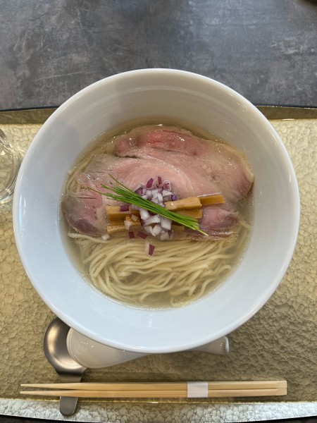 「中華蕎麦 〈塩〉」@宍道湖しじみ中華蕎麦 琥珀 池袋店の写真