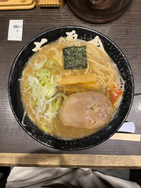 「中華そば」@六厘舎 上野店の写真