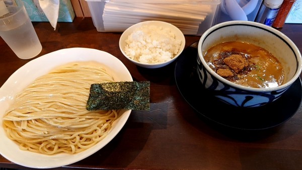「鶏豚魚介つけめん＋半ライス」@ラーメン ますだやの写真