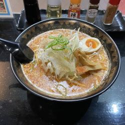 辛味噌ラーメン(935円)