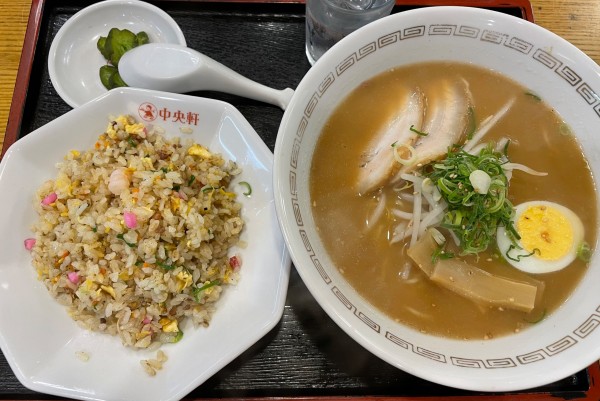 「ラーメンセット」@中央軒 なんばウォーク西店の写真