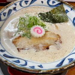 とんこつラーメン