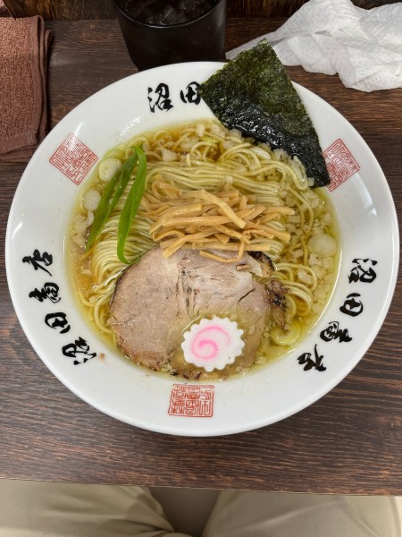 「魚介醤油 820円」@沼田商店 麺組の写真