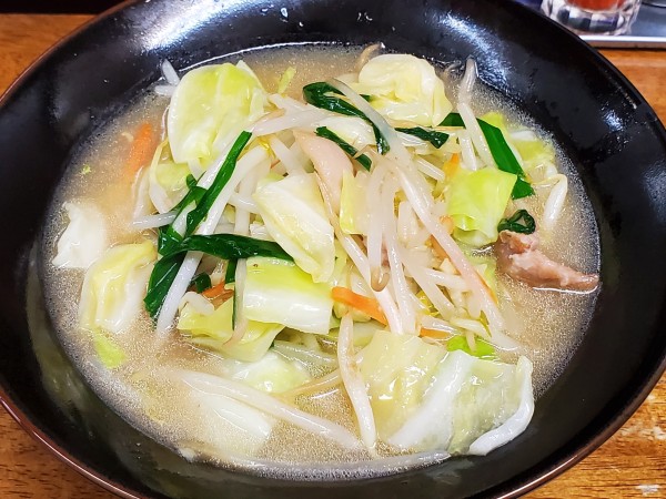 「鶏白湯スタミナニンニクらーめん」@らーめん 四季福の写真