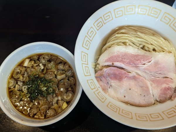 「限定鰹昆布水のつけ麺大盛」@麺処おぐらの写真