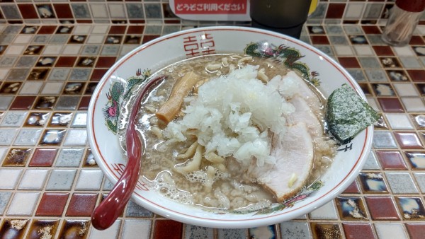 「背脂煮干ラーメン（醤油）」@町田龍聖軒の写真